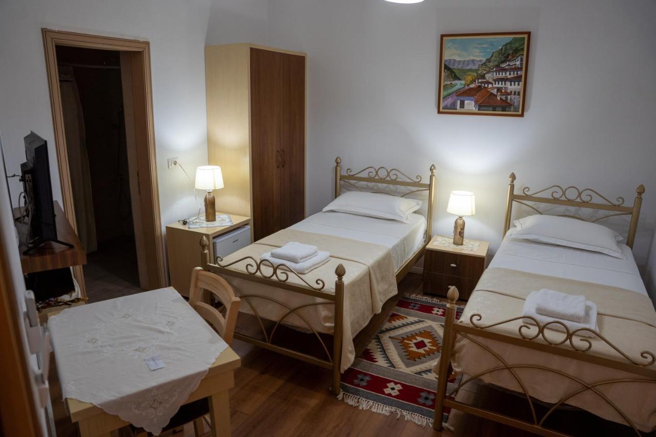 Hotel Borklad Берат Стая снимка